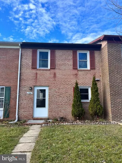 142 Hackberry Dr, Stephens City, VA 22655