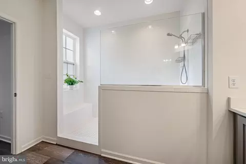 113 Buttercup, White Post, VA 22663 photo 15