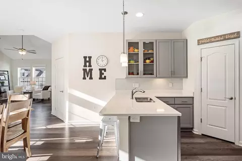 113 Buttercup, White Post, VA 22663 photo 9