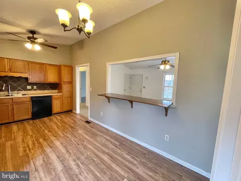 2475 Third St, Middletown, VA 22645 photo 11