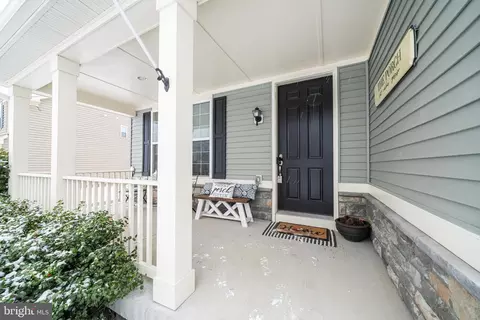 224 Bridgewater Dr, Stephens City, VA 22655