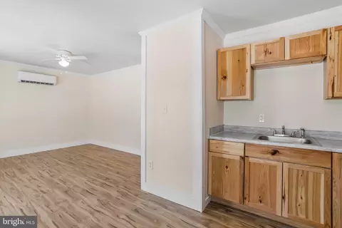 Kitchen - 107 Apache Trl, Winchester, VA 22602 photo 4 of 5