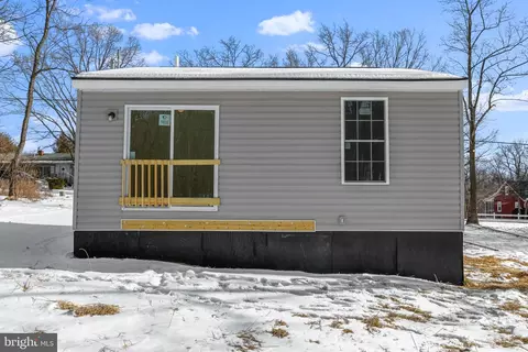 Exterior - 107 Apache Trl, Winchester, VA 22602 photo 11 of 13