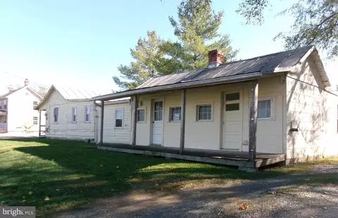 Exterior - 2349 Third St, Middletown, VA 22645 photo 4 of 15