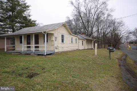 Exterior - 2349 Third St, Middletown, VA 22645 photo 15 of 15
