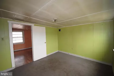 Bedroom - 2349 Third St, Middletown, VA 22645 photo 2 of 2
