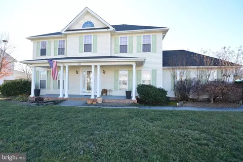 101 Big Limb Ln, Stephens City, VA 22655
