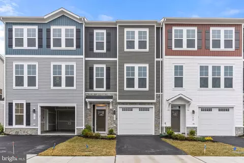 133 Choke Cherry Ct, Lake Frederick, VA 22630