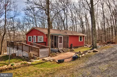 110 Opossum Trl, Winchester, VA 22602