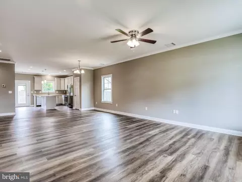 Living - 123 Doonbeg Ct, Winchester, VA 22602 photo 1 of 3
