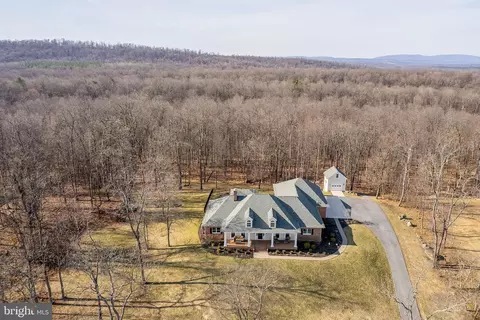 317 Liza Kates Ln, Winchester, VA 22603