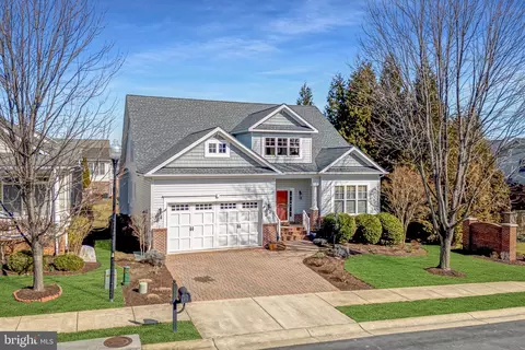 400 Wheatfield Ln, Winchester, VA 22601