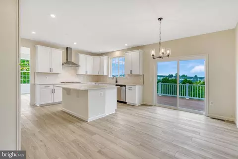 136 Triangle Ct, Winchester, VA 22602 photo 6