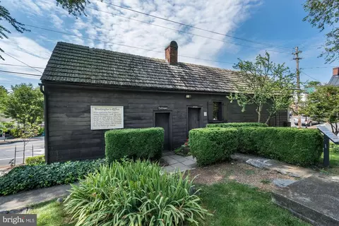 Exterior - 110 Triangle Ct, Winchester, VA 22602 photo 5 of 13