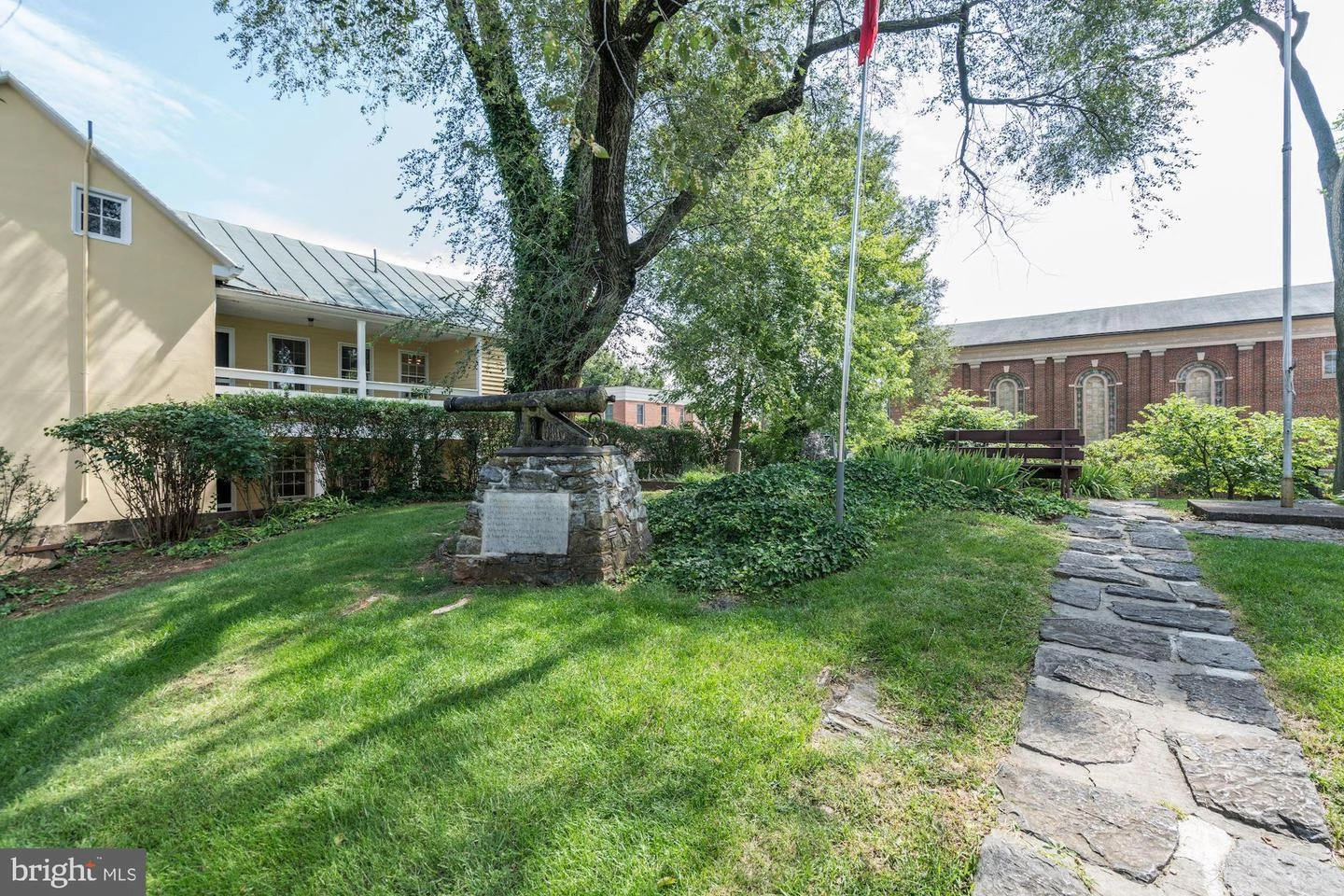Exterior - 131 Triangle Ct, Winchester, VA 22602 photo 8 of 13