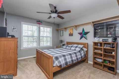 117 Eagle Dr, Cross Junction, VA 22625 photo 19