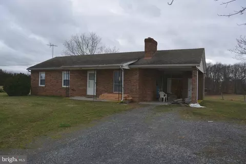 168 Grim Rd, Stephens City, VA 22655