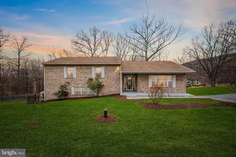 501 Hickory Trl, Winchester, VA 22602