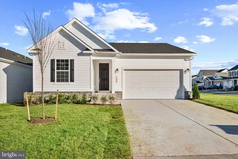 100 Lenore Ln, Winchester, VA 22602