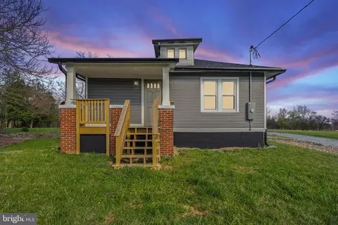 152 Denny Ln, Winchester, VA 22603
