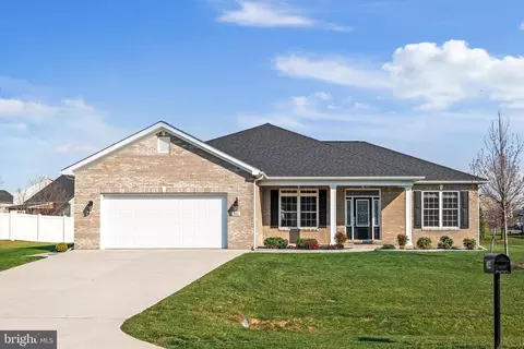 104 Brandylion Dr, Stephens City, VA 22655