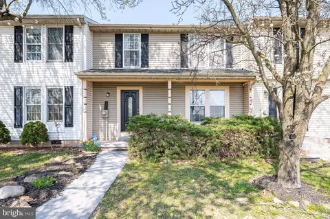 111 Emily Ln, Winchester, VA 22602