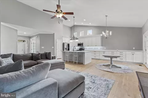 Living - 151 Merlot Dr, Stephenson, VA 22656 photo 2 of 5