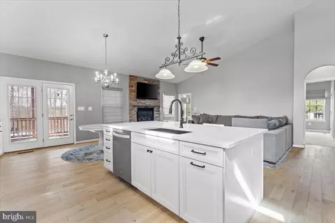Kitchen - 151 Merlot Dr, Stephenson, VA 22656 photo 2 of 6