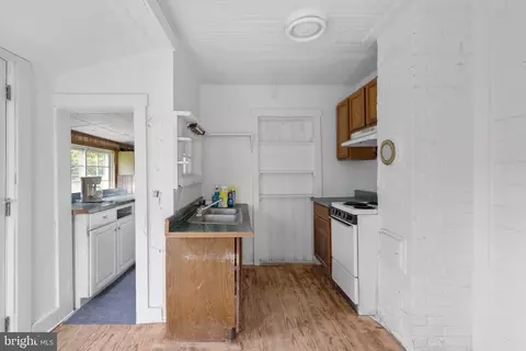 1890 Fairfax Pike, White Post, VA 22663 photo 8
