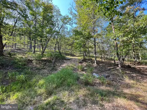 12 Elk Trl, Winchester, VA 22602
