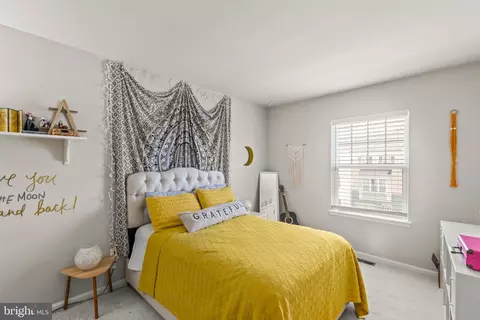 Bedroom - 212 Patchwork Dr, Stephenson, VA 22656 photo 6 of 8
