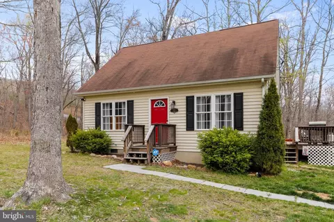 412 Winchester Dr, Winchester, VA 22602