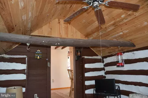 428 Sawlog Rd, Gore, VA 22637 photo 15