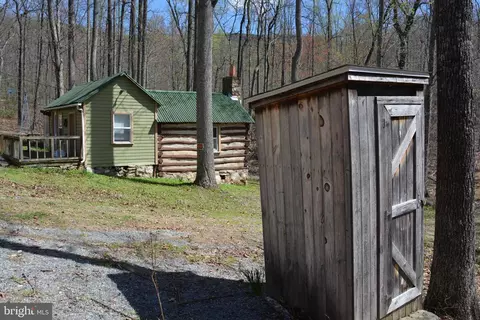 428 Sawlog Rd, Gore, VA 22637 photo 6