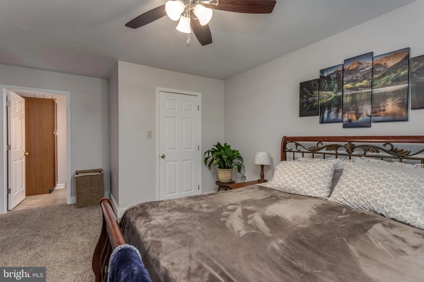 Bedroom - 124 Killbuck Trl, Winchester, VA 22602 photo 2 of 2
