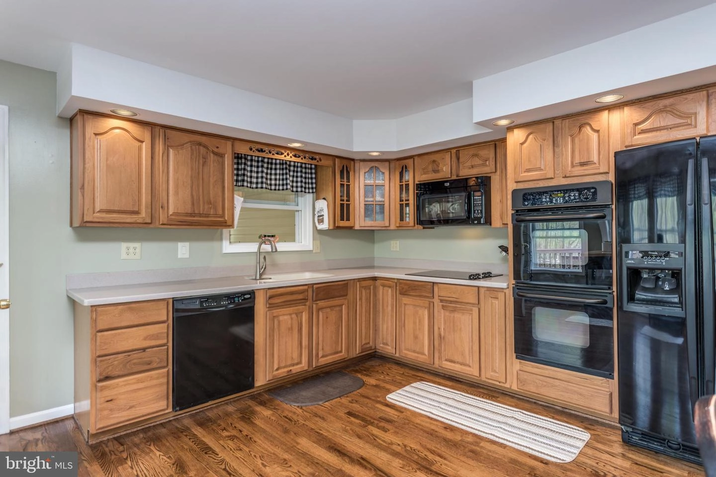 Kitchen - 124 Killbuck Trl, Winchester, VA 22602 photo 1 of 2