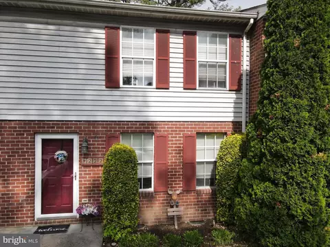 222 Carroll Dr, Stephens City, VA 22655