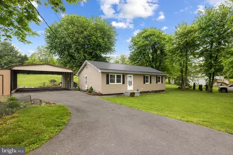 617 Ruebuck Rd, Clear Brook, VA 22624