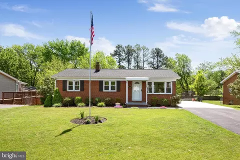 7766 Church St, Middletown, VA 22645