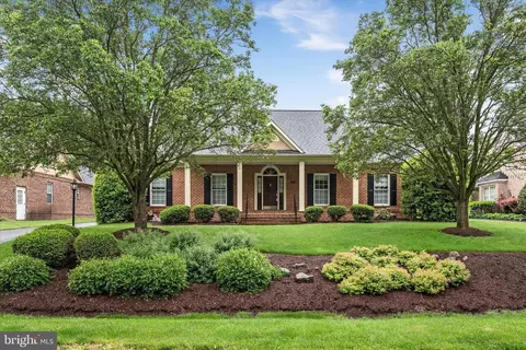 105 Abbey Rd, Winchester, VA 22602