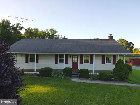 442 Perry Rd, Winchester, VA 22602