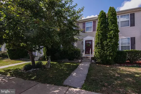 306 Copperfield Ln, Winchester, VA 22602