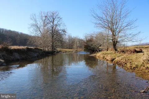 2418 Indian Hollow Rd, Winchester, VA 22603