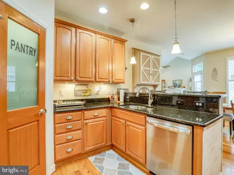 106 Bleeding Heart Dr, White Post, VA 22663 photo 16
