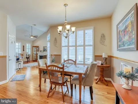 106 Bleeding Heart Dr, White Post, VA 22663 photo 13
