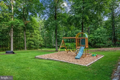 Exterior - 260 Ridings Ln, White Post, VA 22663 photo 7 of 15