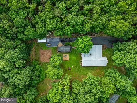 View/Area - 260 Ridings Ln, White Post, VA 22663 photo 1 of 8