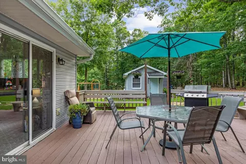 Exterior - 260 Ridings Ln, White Post, VA 22663 photo 3 of 15