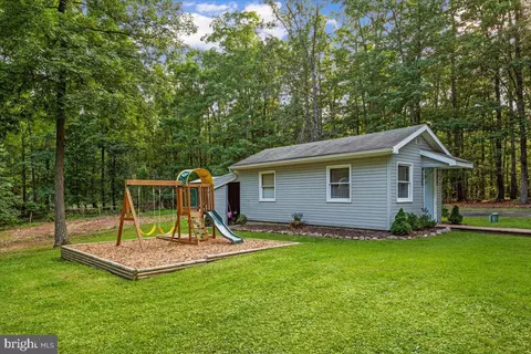 Exterior - 260 Ridings Ln, White Post, VA 22663 photo 8 of 15