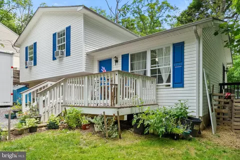 109 Gannentaha Trl, Winchester, VA 22602